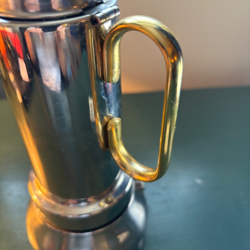 24 Karat gold plated 18/10 Stainless Steel Espresso Maker (Made in Italy) - Picture 13 of 15